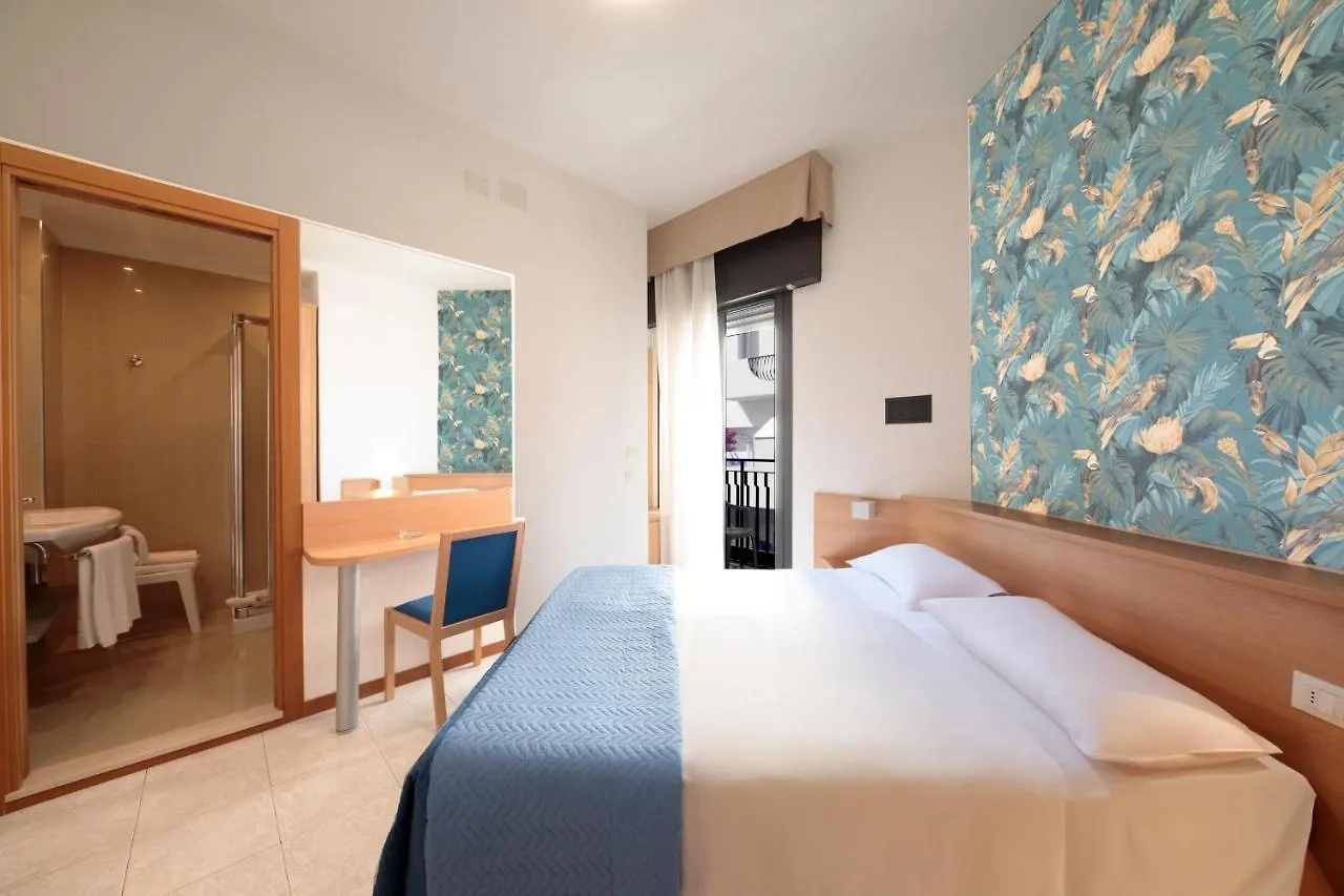 Hotel El Salvador Frontemare Lido di Jesolo 3*,  Italia