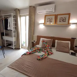 https://taormina-house.sicilyhotelsitaly.net
