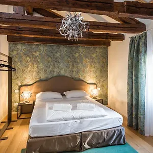 https://polos-treasures.hotelinveneto.com