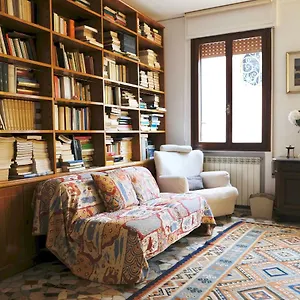 https://nouvelle-vague-apartment.hotelinveneto.com