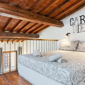 https://modern-studio-flat-3-mins-from-duomo-square.it-tuscanyhotel.com