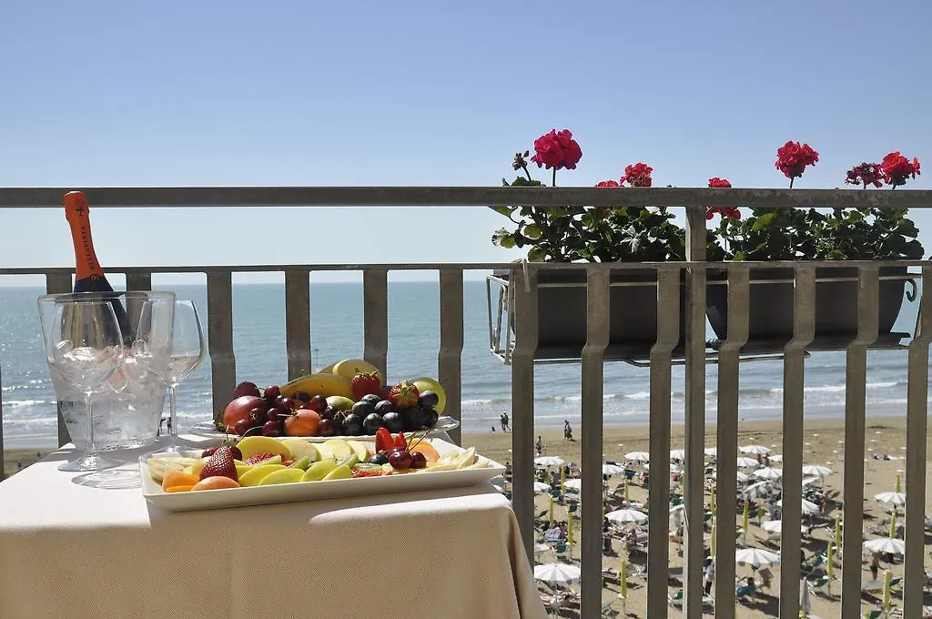 Hotel El Salvador Frontemare Piscina Riscaldata Lido di Jesolo